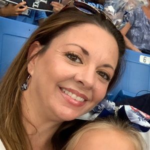 Meet your Posher, Ariana